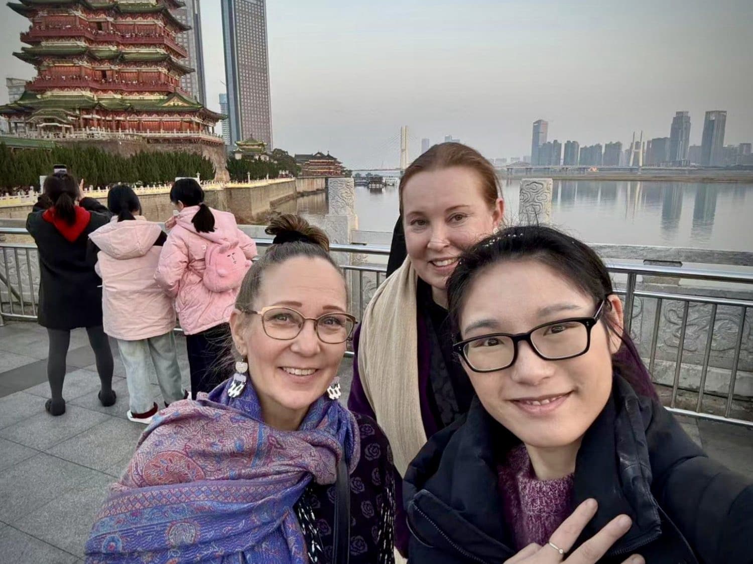 Niina, Kaisamaria and Lihua together in Nanchang